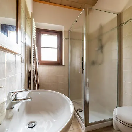 Altido Traditional Apt For 4 In The Heart Of Tuscany Apartment *